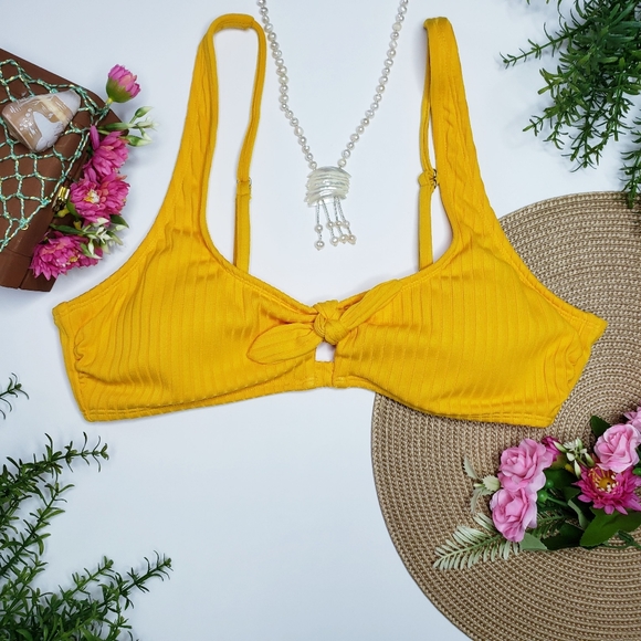 Xhilaration Other - Yellow Tie Front Bikini Top